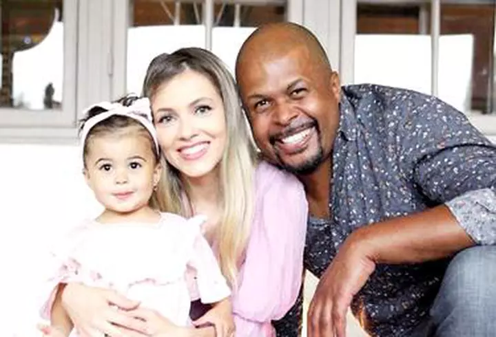 Ce schimbări de look a făcut Mihaela Rădulescu pentru show-ul Masked Singer. Imagini din culisele show-ului