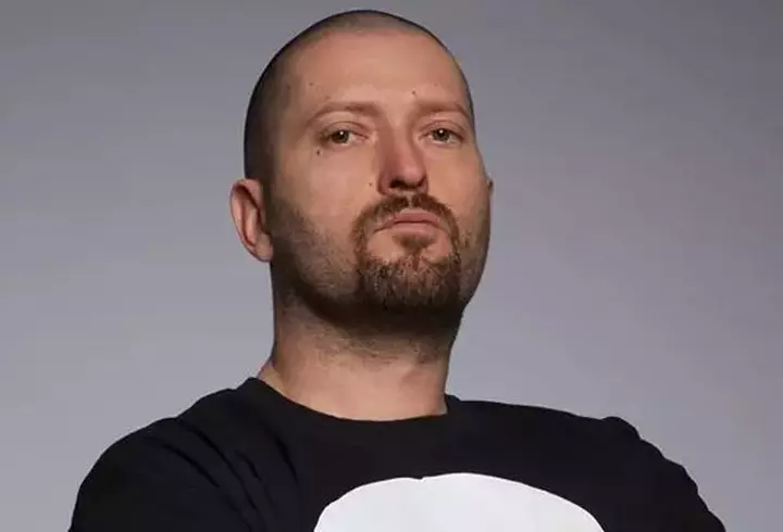 Câte clase are Mugur Mihăescu ex-Vacanța Mare: "Am rămas repetent de 3 ori"