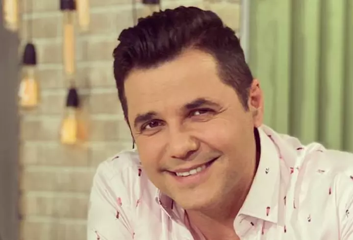 Ce schimbări de look a făcut Mihaela Rădulescu pentru show-ul Masked Singer. Imagini din culisele show-ului