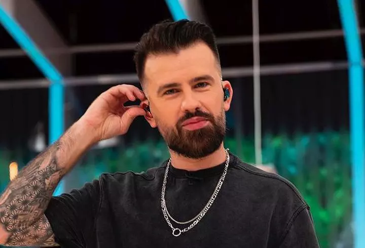 Mihaela Buzărnescu are o relație cu fotbalistul Marco Dulca. Prima imagine cu noul cuplu