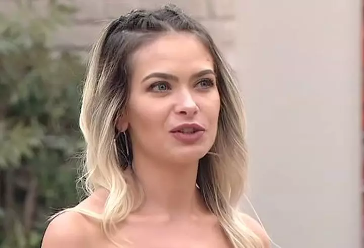 Ce schimbări de look a făcut Mihaela Rădulescu pentru show-ul Masked Singer. Imagini din culisele show-ului