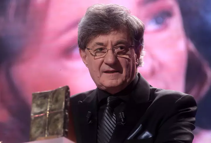 Ce schimbări de look a făcut Mihaela Rădulescu pentru show-ul Masked Singer. Imagini din culisele show-ului