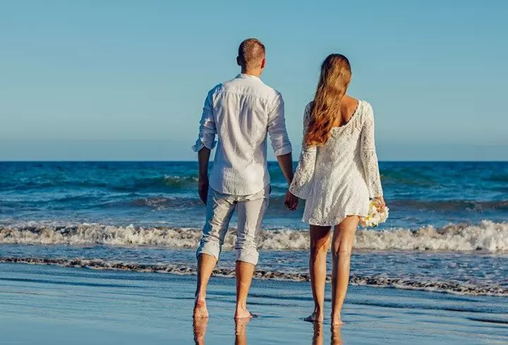 Lista farmaciilor din România unde te poți testa gratuit pentru COVID-19