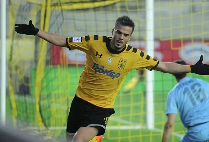 O mai ții minte pe Iulia Frățilă? Cum arată și cu ce se ocupă la 12 ani de când s-a retras de la TV