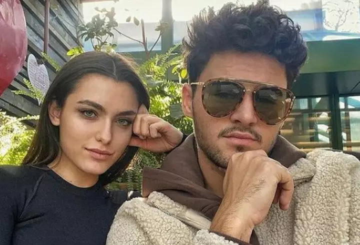 O mai ții minte pe Iulia Frățilă? Cum arată și cu ce se ocupă la 12 ani de când s-a retras de la TV