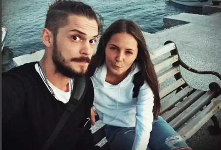 Alec Baldwin a împușcat accidental două persoane pe platoul de filmare. Una dintre ele a murit