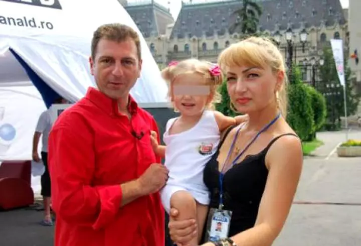 O mai ții minte pe Iulia Frățilă? Cum arată și cu ce se ocupă la 12 ani de când s-a retras de la TV