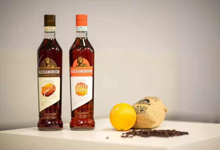 Hama aduce cel mai nou radio digital