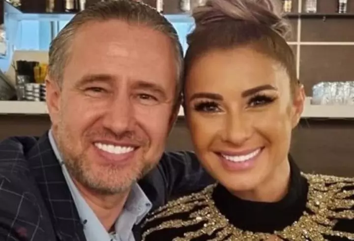 Cum a ajuns Neti Sandu să fie hărțuită pe stradă, din cauza părului: "Nu am reușit în 27 de ani să-i conving"