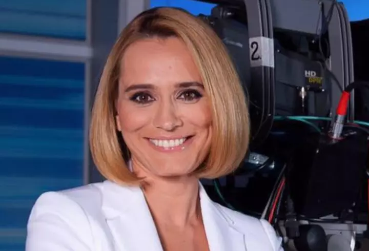 Nicole Cherry, mesaj neașteptat pentru fani, în timp ce o alăpta pe Anastasia: "Calmați-vă cu sânul, vă rog!"