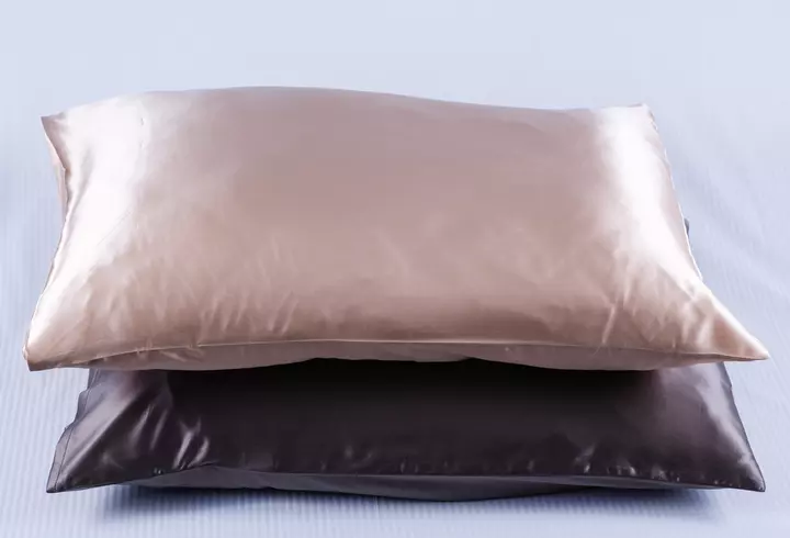 Ce rochii se poartă vara asta. Recomandările ale designerilor pentru 2022