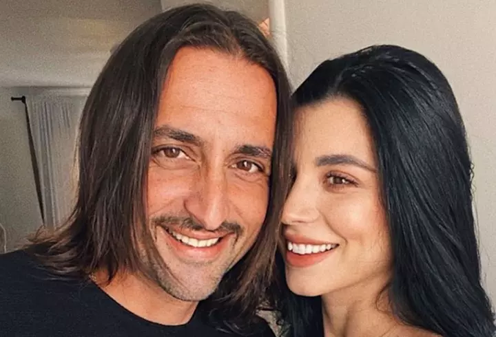 Primele imagini de la priveghiul lui Petrică Mîțu Stoian. Trupul său a fost depus la Ansamblul Folcloric „Maria Tănase”