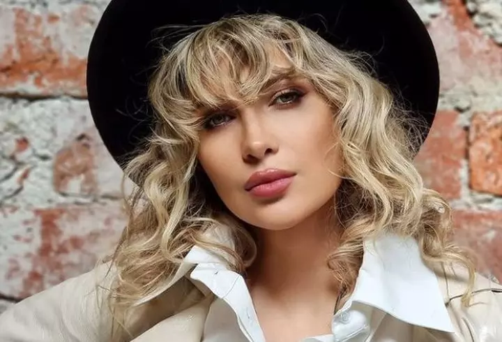 Alexandra Bădoi s-a căsătorit. Primele imagini de la cununia civilă