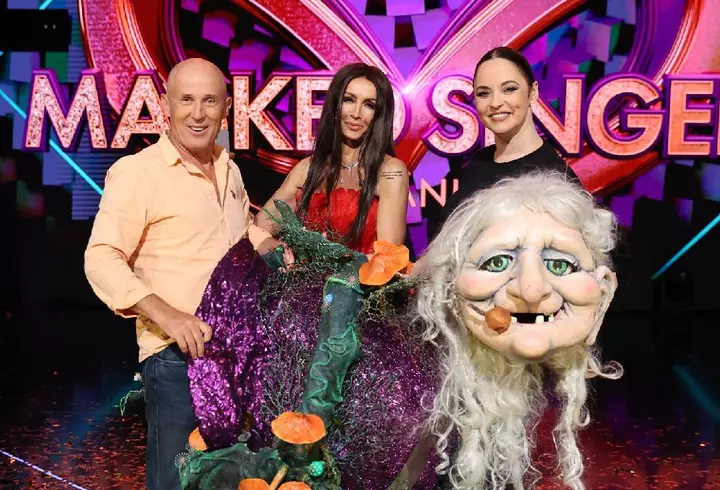 Cum arată și cu ce se ocupă fiica lui Victor Ciorbea. Oana locuiește în America!