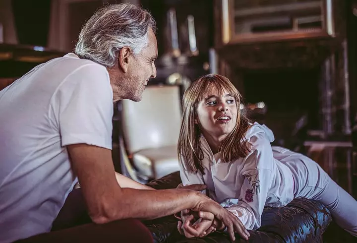 Ce cadou i-a făcut Laurențiu Reghecampf iubitei, de ziua ei. Cum a fost sărbătorită Corina Caciuc