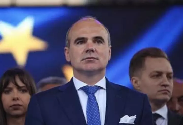 Adrian Văncică, alias Celentano din Las Fierbinți, nu își dorește ca fiicele lui să-i calce pe urme: "E greu să facă actorie în..."