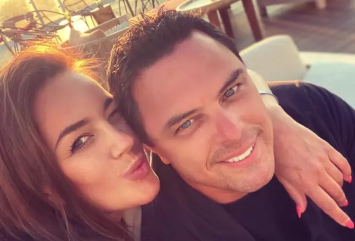 Cum arată și cu ce se ocupă fiica lui Victor Ciorbea. Oana locuiește în America!