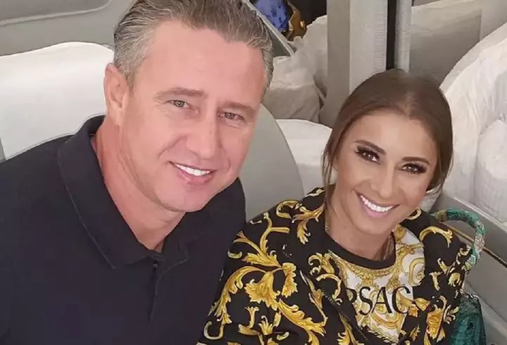 Cum arată și cu ce se ocupă fiica lui Victor Ciorbea. Oana locuiește în America!