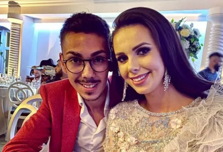 Oana Roman îi ia apărarea tatălui ei, Petre Roman, după ce a fost acuzat că a furat banii publici: „După divorț nu avea casă”