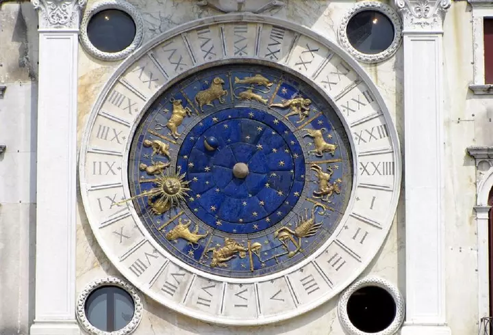 Horoscop 12 ianuarie 2022. Vărsătorii au probleme în dragoste