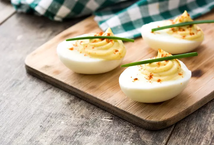 Rețetă de piftie din ciolan afumat. Nelipsită de sărbători