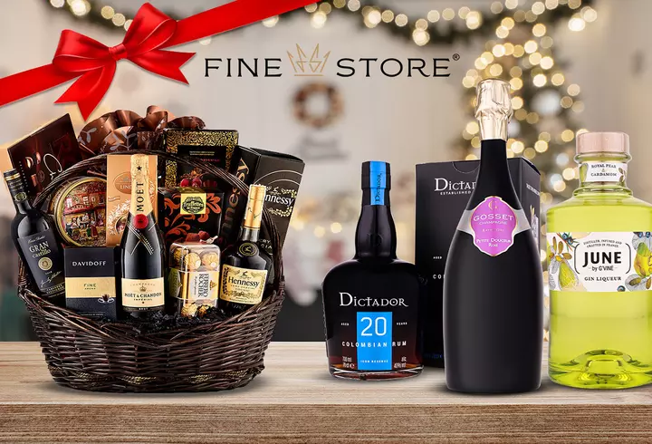 Cadouri inspirate de sărbători - Ce surprize au pregătit vedetele pentru cei dragi?