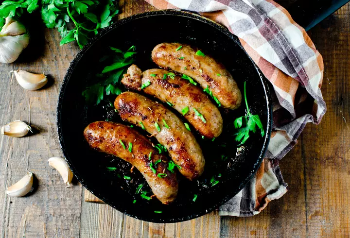 Rețetă de piftie din ciolan afumat. Nelipsită de sărbători