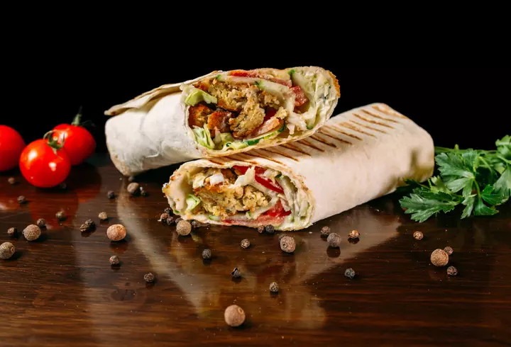 Rețetă de piftie din ciolan afumat. Nelipsită de sărbători