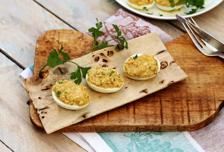 Rețetă de piftie din ciolan afumat. Nelipsită de sărbători