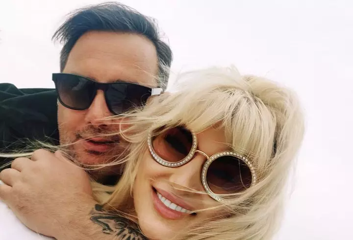 Cum arată și cu ce se ocupă fiica lui Victor Ciorbea. Oana locuiește în America!