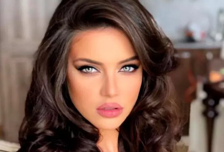 Scandal între Sebastian Dobrincu de la Imperiul Leilor și Mimi: "Vrea să profite profesional pe baza relaţiei"