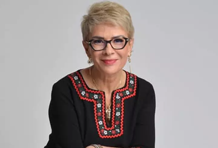 Ce operații estetice și-a făcut Maria Constantin. Arată diferit acum