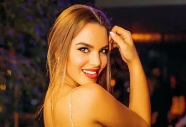 Ce operații estetice și-a făcut Maria Constantin. Arată diferit acum