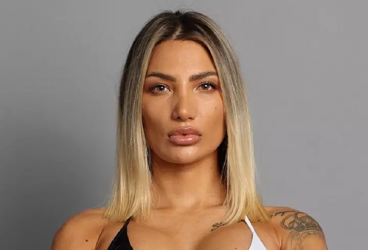 O mai ții minte pe micuța Ionela din Inimă de Țigan? Cum arată și cu ce se ocupă la 23 de ani