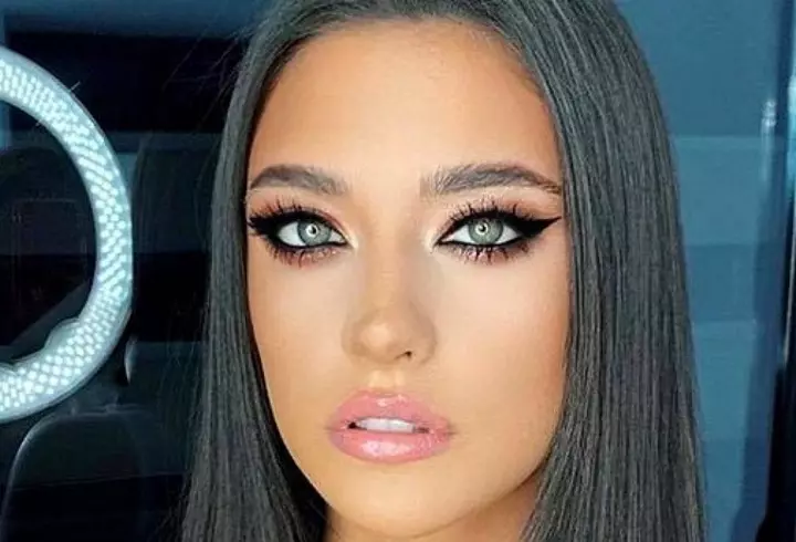 Cum arată fiul Adinei Halas de Bravo, ai stil! Băiatul este un geniu, la 10 ani