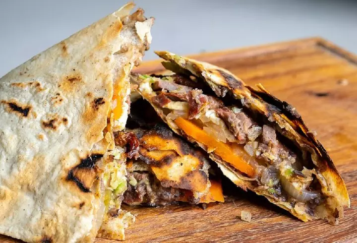 Rețetă de Shakshuka. Un mic dejun delicios!