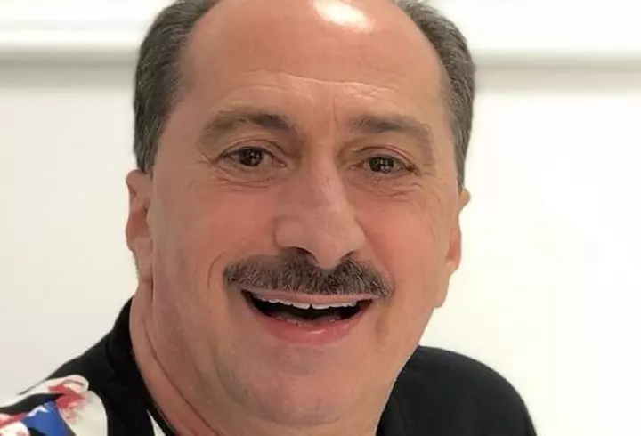 Câți bani primește Ilie Năstase din pensia de general. I-a cumparat soției o vacanță