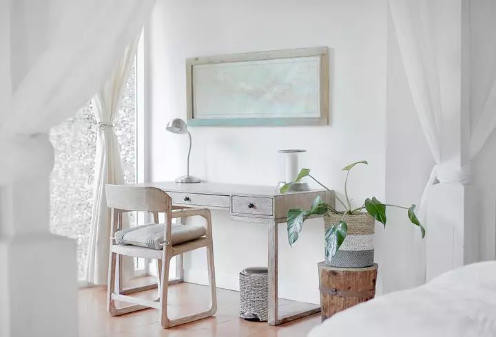 Cum să prelungeşti perioada de viaţă a hainelor tale