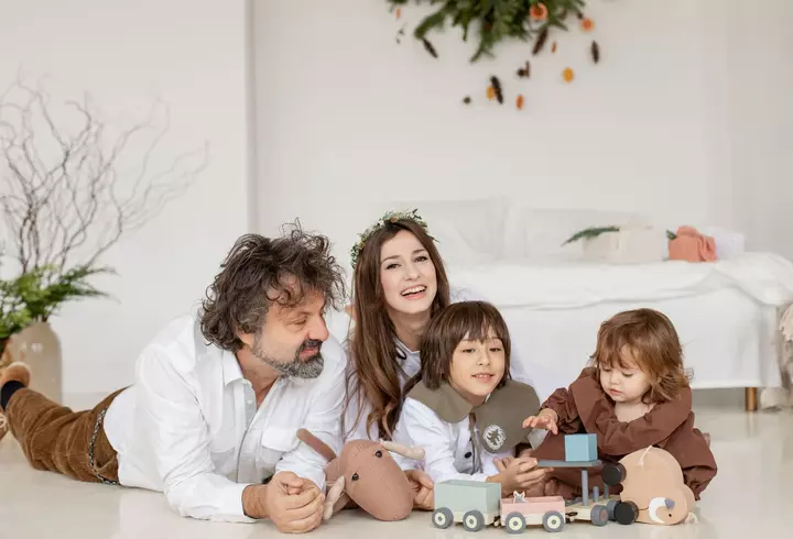 Ana Morodan, în chiloți și cu sânii goi pe stradă: „Când ești foarte deșteaptă...”