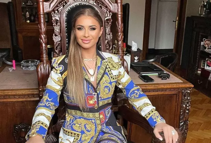 Iulia Vântur va susține un turneu în SUA. Cât costă un bilet la concertul vedetei