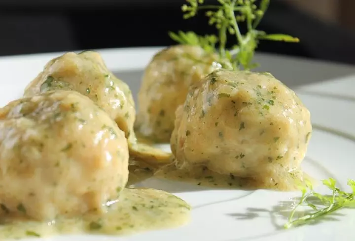 Rețete ouă florentine. Un mic dejun delicios!