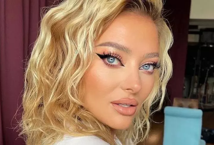 Ce cadou i-a făcut Laurențiu Reghecampf iubitei, de ziua ei. Cum a fost sărbătorită Corina Caciuc