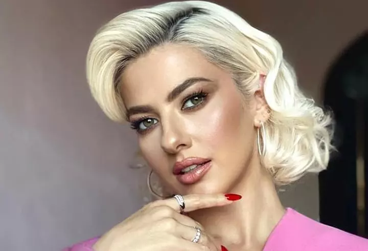 Andreea Mantea revine la Puterea Dragostei. Ce alte vedete au fost în cărți pentru postul de prezentatoare