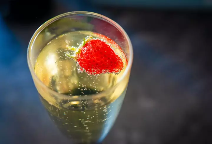 realme anunţă seria 9 Pro, echipată cu cameră foto Sony IMX766 și sistem dual de stabilizare a imaginii