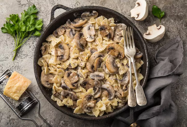 Rețete ouă florentine. Un mic dejun delicios!