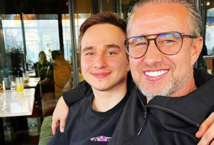 Cum au reacționat fetele lui Pepe când au aflat că vor avea un frățior: „Dumnezeu le așază cum știe el mai bine”