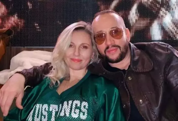 Andreea Marin, susținută de iubitul Adrian Brâncoveanu și de fiica Violeta la lansarea cărții sale: „Cand ma plangeam ca nu imi iese ceva, tatal meu..."