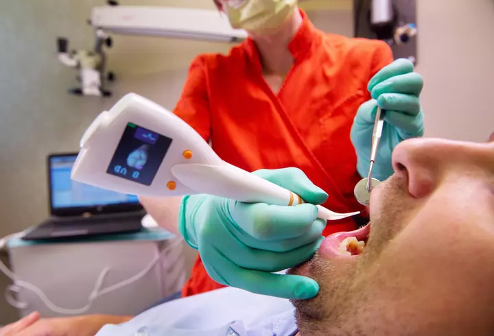 DESCOPERIȚI NOUA ARTĂ DE ACOPERIRE CU FONDUL DE TEN  CATRICE HD LIQUID COVERAGE