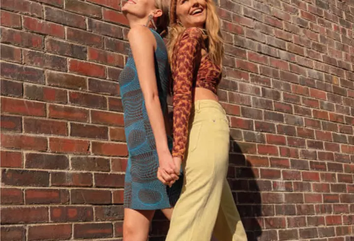 Cum te poți angaja ca make-up artist și mai ales unde