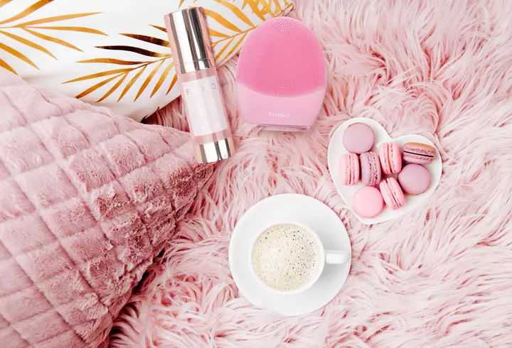 Cum te poți angaja ca make-up artist și mai ales unde